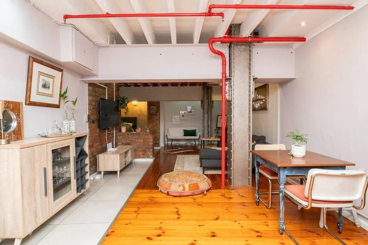 Stylish Retreat In Wolroy House Apartment Cape Town 0*,
